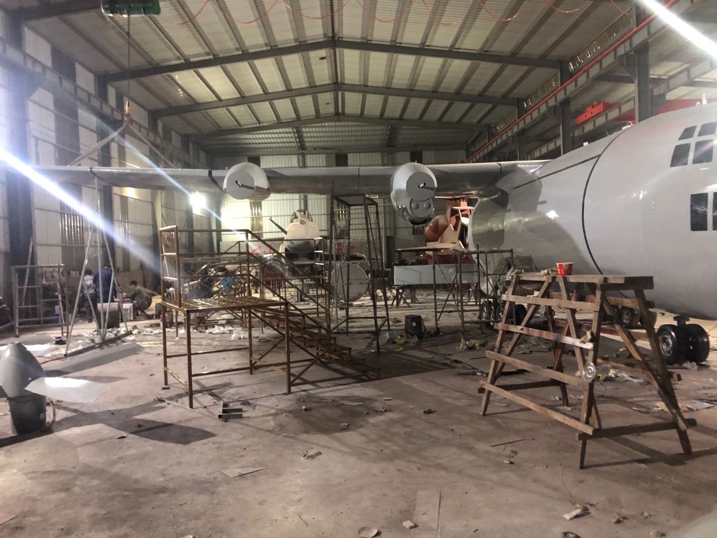 大型航空模型制作真的是翱翔藍(lán)天的匠心之作呀！